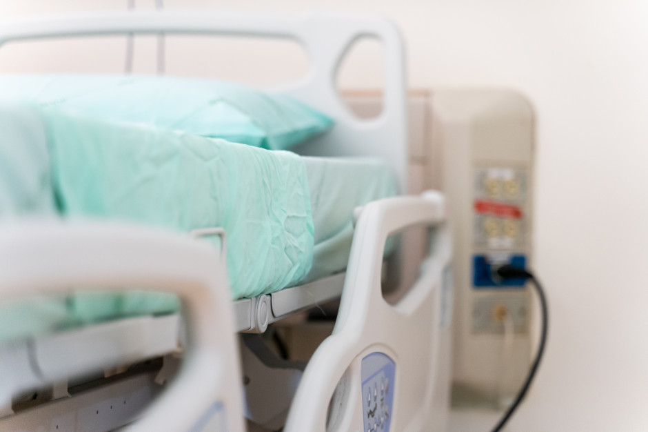 Kontrola szpitala w Tworkach potwierdza: ponad 200 pacjentów pod opieką jednego lekarza