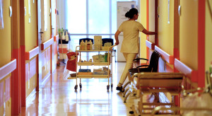 Śmieciówki zostają. Lekarze odetchnęli, salowe rozczarowane