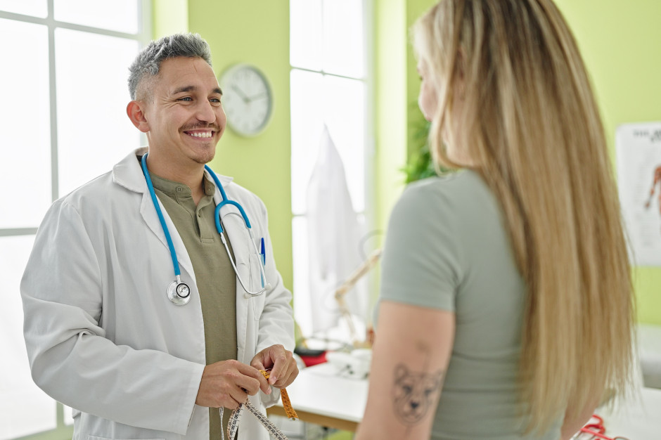 Polacy płacą choćby 1000 złotych, a mogą mieć za darmo z NFZ. Mało kto o tym wie