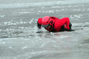  spacer z rodziną po lodzie to jak ogrzewanie się przy pożarze
