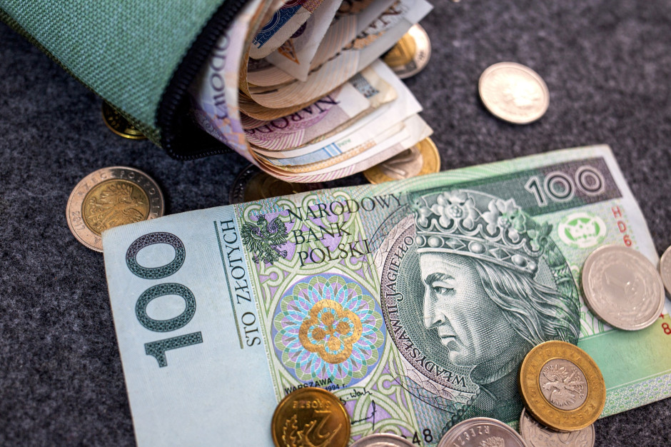 831 zł dodatku miesięcznie. Reguły są jasne