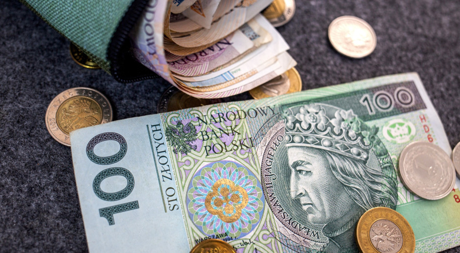 831 zł dodatku miesięcznie. Reguły są jasne