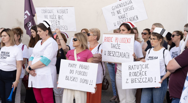 Pół miliona strat miesięcznie. Na Podkarpaciu zniknęła ostatnia "bieszczadzka" porodówka: sprawdzamy, co w zamian