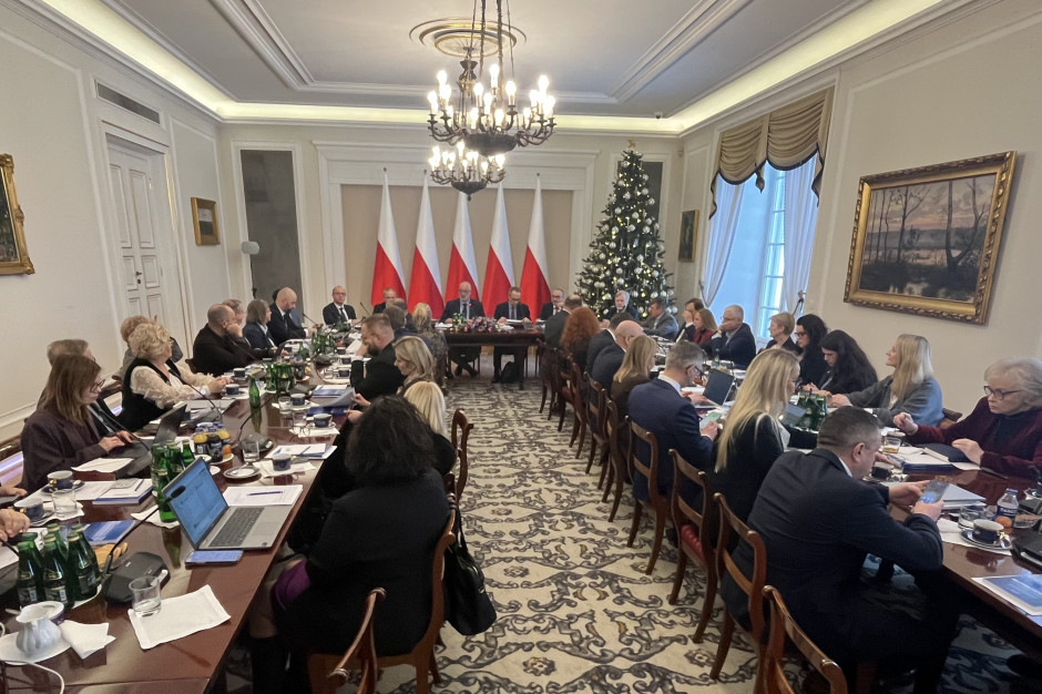 Na kryzys - narodowe rezerwy leków. Hurtownie farmaceutyczne deklarują gotowość