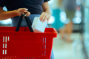 Zamiast apteki do spożywczego. Schodzą jak ciepłe bułeczki