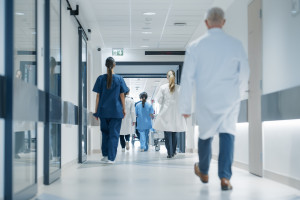 Takie centra powstaną zamiast szpitali, ale jest kłopot. Powiaty sobie, Ministerstwo Zdrowia sobie