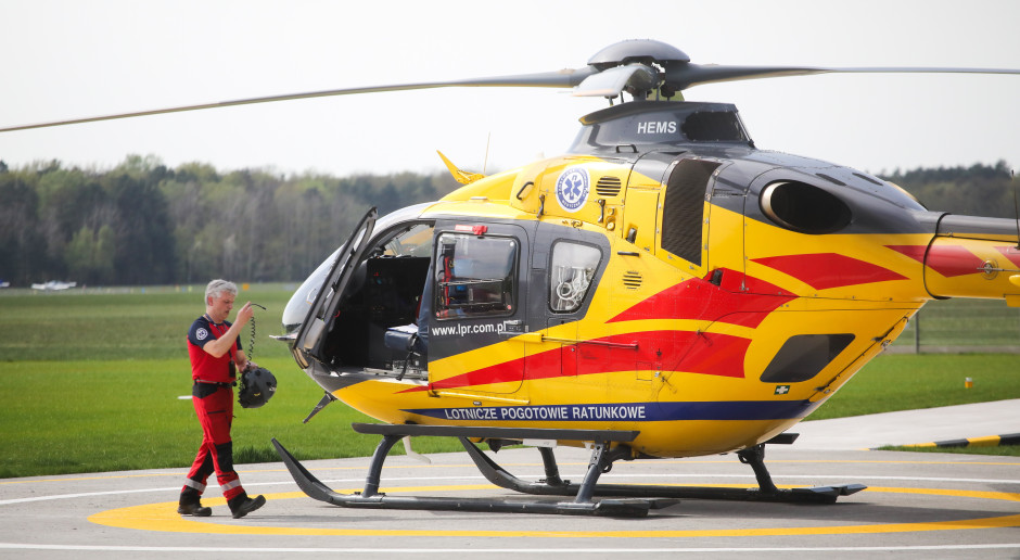 Ministerstwo Zdrowia rusza z aukcją dla WOŚP. Zwycięzca usiądzie w "podniebnej karetce"