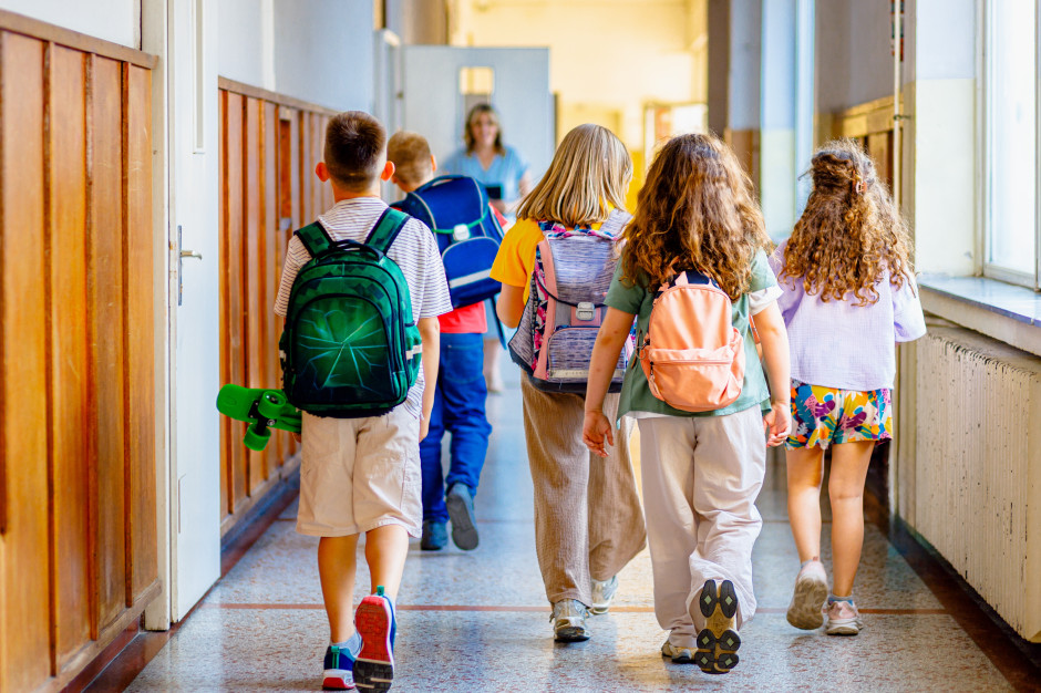 Zdrowie czy klimat? Naukowcy pokazują, jak chronić szkoły przed infekcjami bez szkody dla środowiska