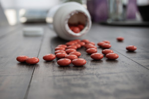 Rośnie popularność nowego suplementu. Może "podziurawić" jelita