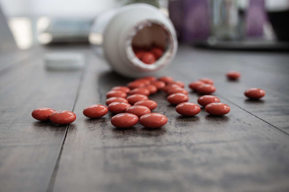 Rośnie popularność nowego suplementu. Może "podziurawić" jelita