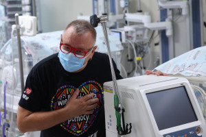 WOŚP nie daje sprzętu, a użycza? Jest szczegółowe wyjaśnienie