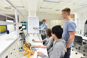 MEN wprowadza nowe zawody do szkół. LISTA