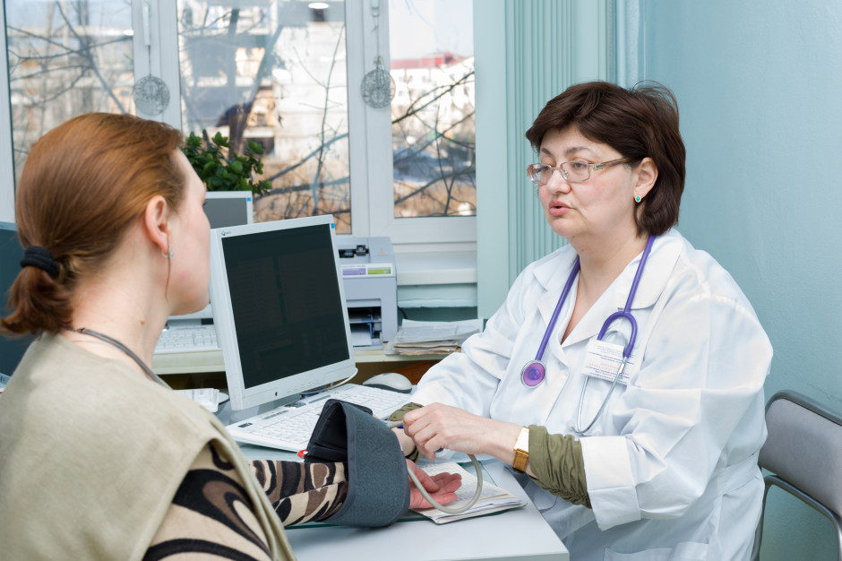 Pierwszy miesiąc rewolucyjnych zmian: więcej dostępnych terminów do specjalistów