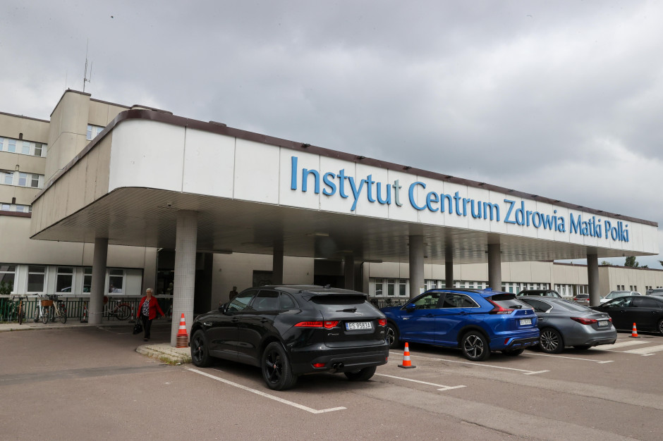 Lekarze z Londynu i Dubaju szkolą się w Łodzi. Instytut przezskórnie wszczepia wszystkie zastawki serca