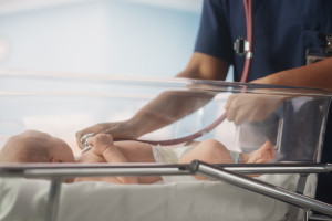 Leczenie dzieci i młodzieży kosztuje kilkanaście miliardów złotych rocznie. Na co skarżą się rodzice?