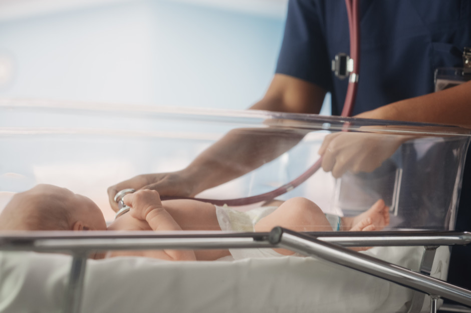 Leczenie dzieci i młodzieży kosztuje kilkanaście miliardów złotych rocznie. Na co skarżą się rodzice?