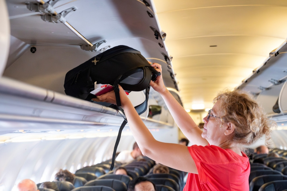 Nadchodzi "trzęsienie ziemi". Nowe zasady dla bagażu podręcznego w tanich liniach