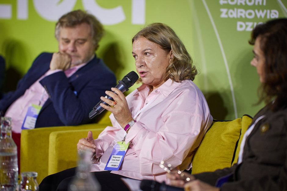 System się zmienił, ale dzieci wciąż czekają. Dlaczego praktyka nie nadąża za reformą?