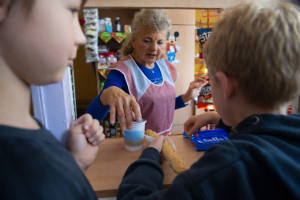 Nie będzie zakazu. Od 1 września w sklepiku szkolnym kupisz bez problemu