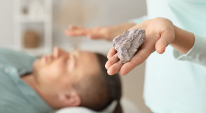 Koniec psychologów dusz, karm, energii i czakr. Co się zmieni po wejściu nowych przepisów. Ekspertka: wchodzą twarde zasady