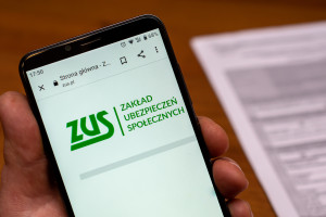 Emeryci muszą pamiętać: termin mija 30 kwietnia. Inaczej ulga PIT-0 przepadnie