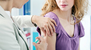 O tej refundacji mało kto wie. Dorośli też mogą taniej zaszczepić się przeciw HPV