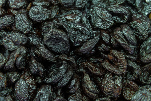 3 dziennie wystarczą. "Czarne złoto" oczyści zapchane jelita z gnijących substancji