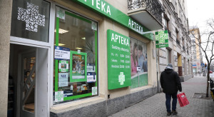 Darmowe leki: skorzystała olbrzymia grupa seniorów. Wiemy co z listą i ograniczeniami w receptach