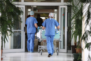 Prezes NFZ o minimalnych wynagrodzeniach w ochronie zdrowia: nie ma czasu w nieśmiałość