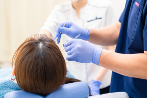 Pacjenci: nie będę leżeć, nie będę otwierać ust. Te wizyty budzą strach