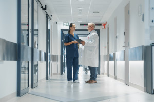 Podwyżki w ochronie zdrowia: pada hasło "wzmocnień negatywnych"