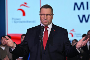 Czarnek kandydatem PiS na premiera. "Wiemy, jak dbać o kobiety"