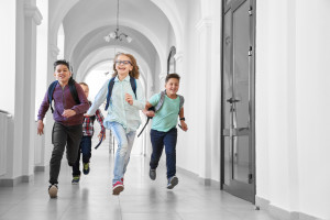 Ważne dla uczniów: w te dni nie pójdą do szkoły. MEN podało harmonogram