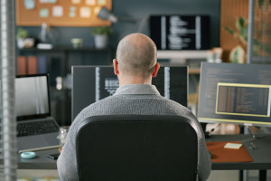 Uderza prosto w mózg. Zmiany mogą być nieodwracalne