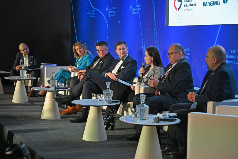 12 marca: rozkład debat na HCC. Można oglądać również online