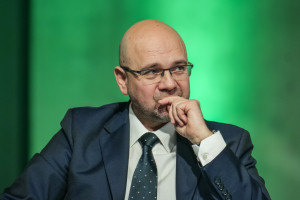 Decydenci i przedstawiciele sektora biznesowego. Co z bezpieczeństwem pacjenta?