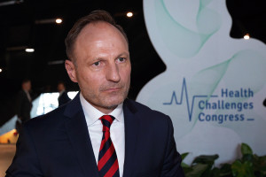 Innowacja, która się opłaca. Jak skrócić drogę od decyzji do terapii?