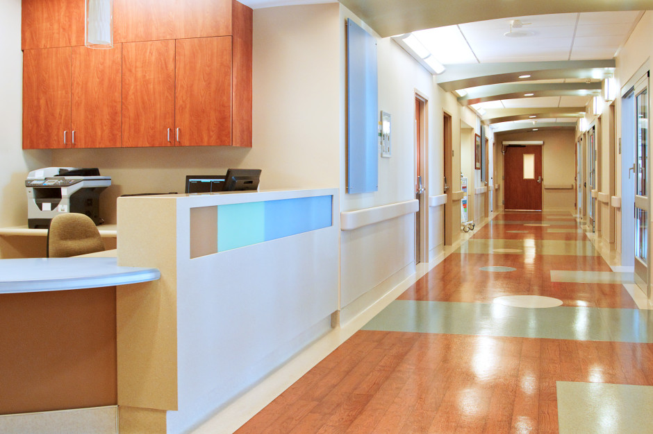 Weekend bez personelu na oddziale? Ministerstwo szykuje zmiany w leczeniu planowym