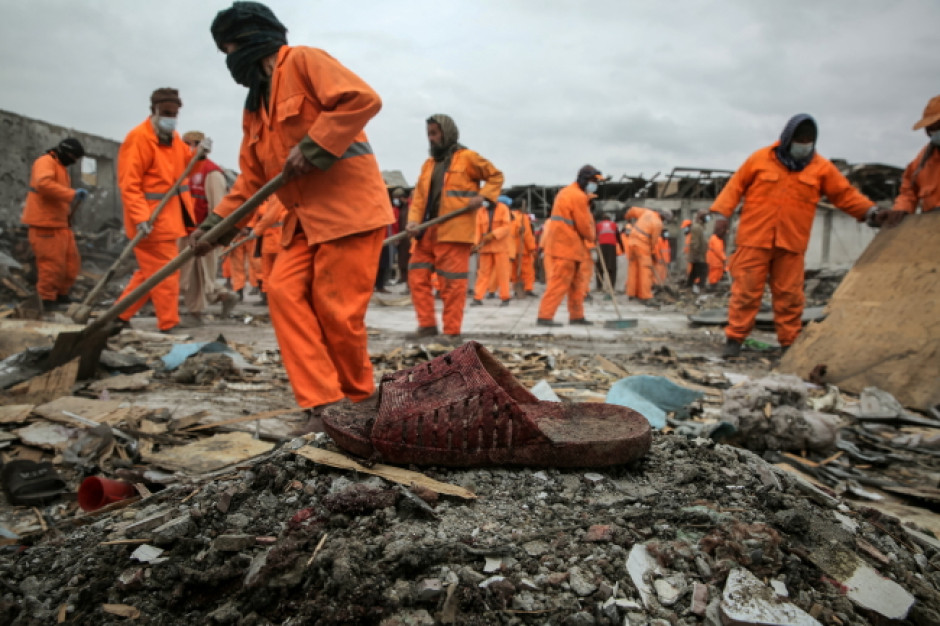 Krwawy atak na szpital w Kabulu. 143 ofiary, spór Afganistan-Pakistan eskaluje