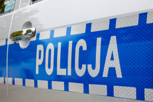 Na nielegalnych farmaceutykach zarobili 7 mln zł. Policja zatrzymała 12 osób powiązanych z grupą przestępczą