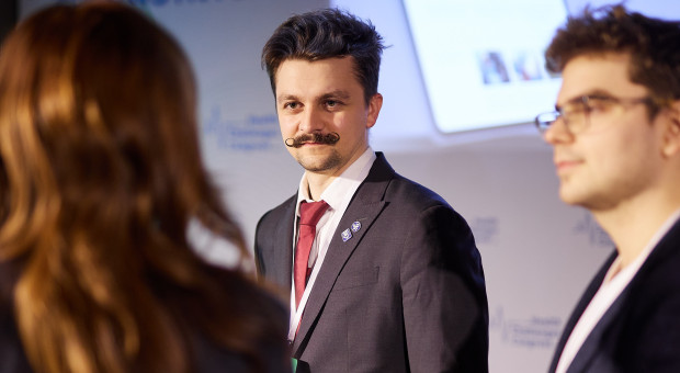 316 tys. zł dla lekarza z publicznych pieniędzy. Goncerz: należy wiedzieć, skąd to się bierze