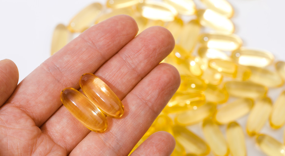 Suplementy z omega-3 łykamy masowo. Eksperci: nie dają efektu, ryzyko dla serca