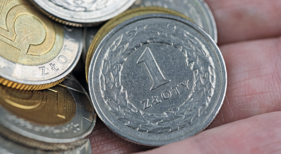 Kilka groszy emerytury. Częściej przyznawane kobietom, rośnie ich liczba