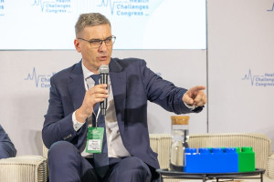 Prof. Wyleżoł: otyłość to choroba, w której pacjent nie ponosi winy