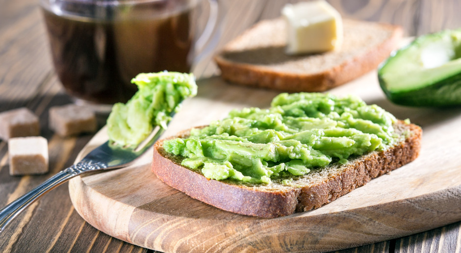 Kawa i awokado na zakazanej liście. "Może dojść do reakcji krzyżowych"