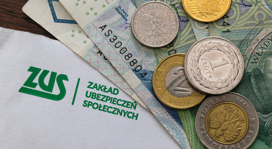 ZUS ostrzega: Nie płać. Tak stracisz choćby 22 tys. złotych
