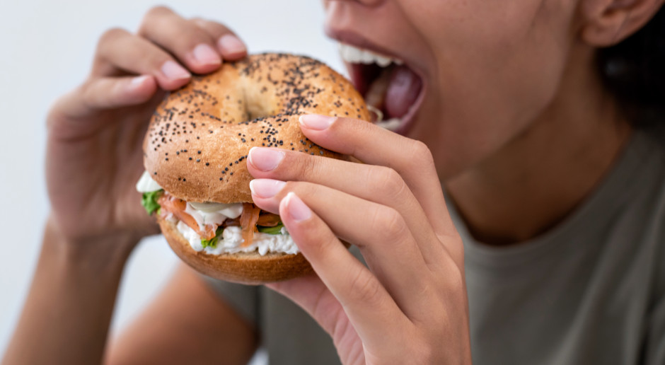 Śniadanie o tej godzinie zmienia metabolizm. Kilogramy zaczną spadać