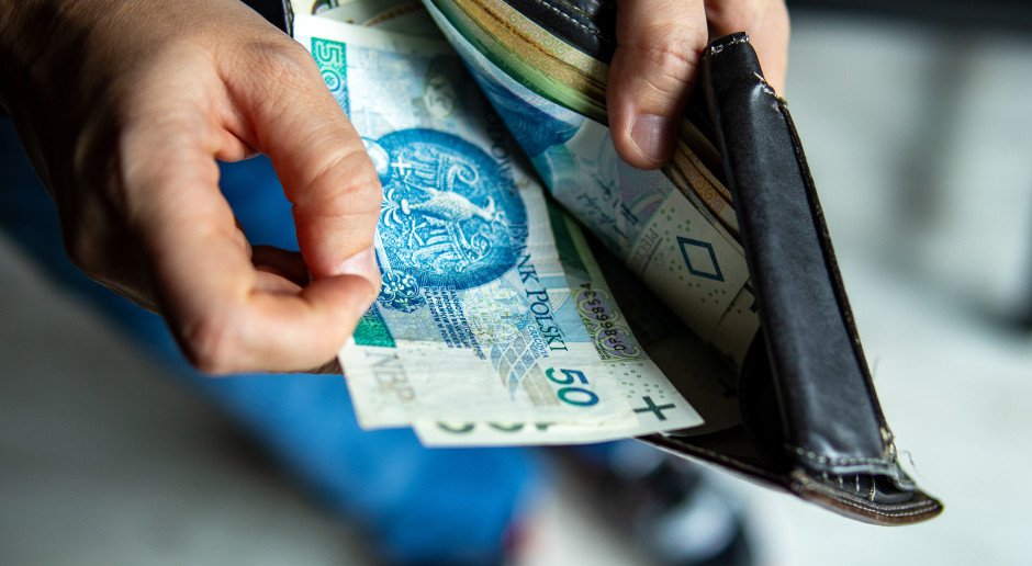 Emerytury w dół. Przelewy będą niższe o kilkaset złotych