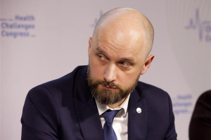 Burza wokół aptek. GIF: ryzyko dla państwa, groźne dla pacjentów