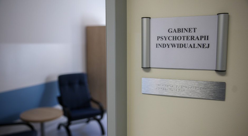 Jeden błąd i centrum zdrowia psychicznego straci pieniądze? Alarm wokół nowych obowiązków dla placówek